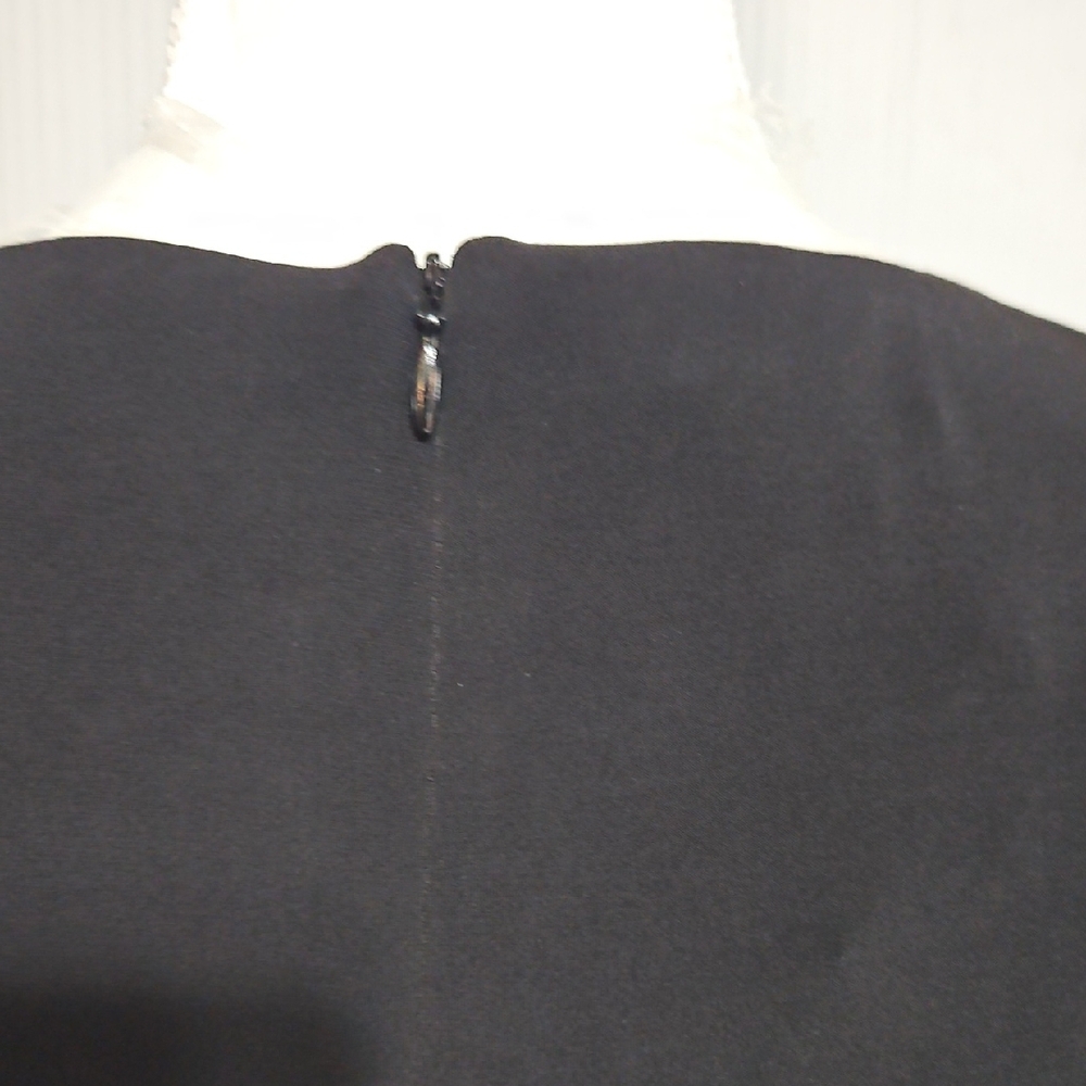AB Studio Monochrome Geometric Maxi Dress - Picture 6 of 8